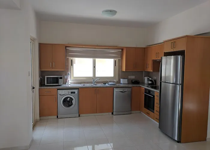 Βίλα Anthorina 9 *