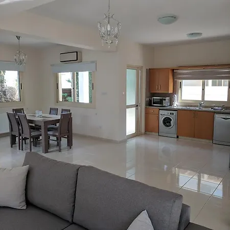 Villa Anthorina 9 Protaras